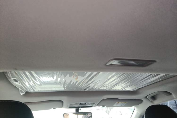 Used Geely Auto Emgrand 2023 4th Generation Champion Edition 1.5L CVT Prestige Model Headliner