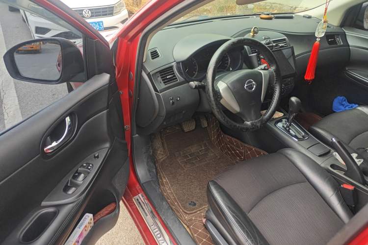 Used Nissan Tiida 2011 1.6L CVT Smart Version Driver Seat