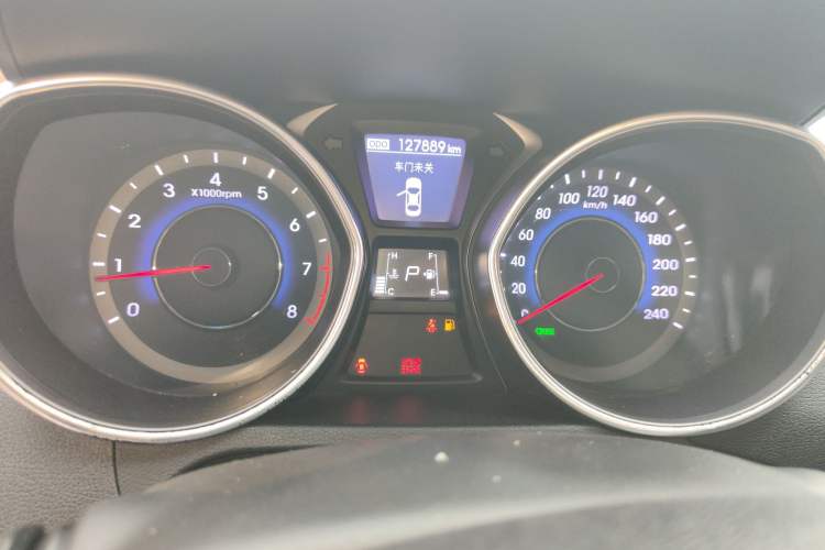 Used Hyundai Elantra (5th Generation / Langdong) 2016 1.6L Automatic Prestige Model