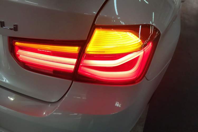 Used BMW 3 Series 2018 320Li Fashion Model
