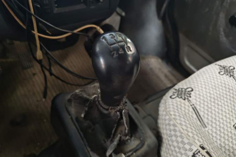 Used Wuling Zhiguang 2015 1.2L Practical LS-I Model
