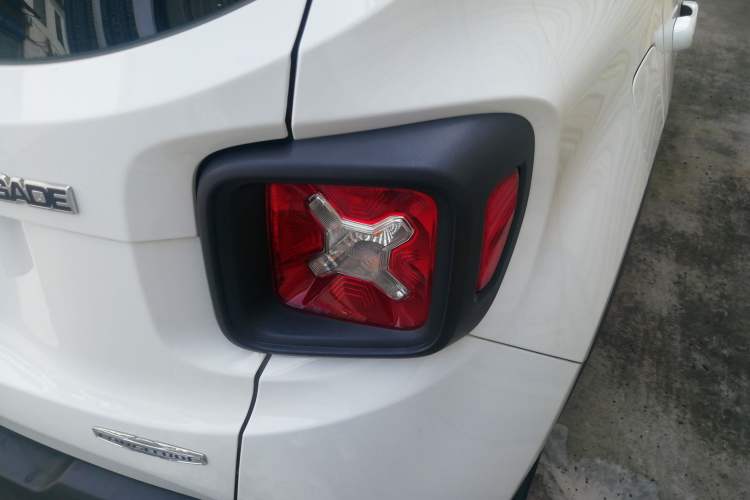 Used Jeep Renegade 2017 180T Automatic High-Energy Version