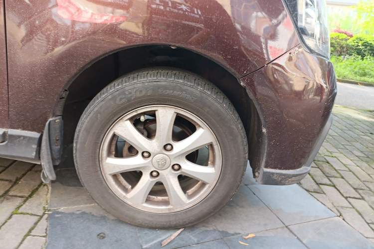 Used CHANGAN KAICHENG Ounuo S 2014 1.5L Base Version Right Front Wheel Hub