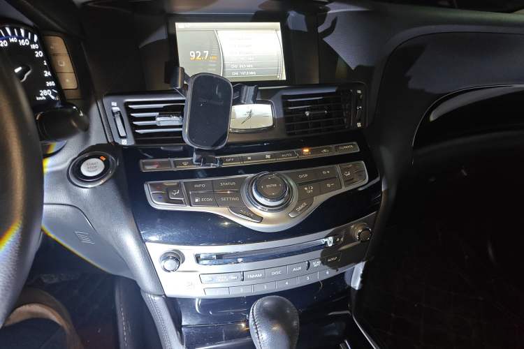 Used Infiniti Q70 2015 Q70L 2.5L Elite Edition
