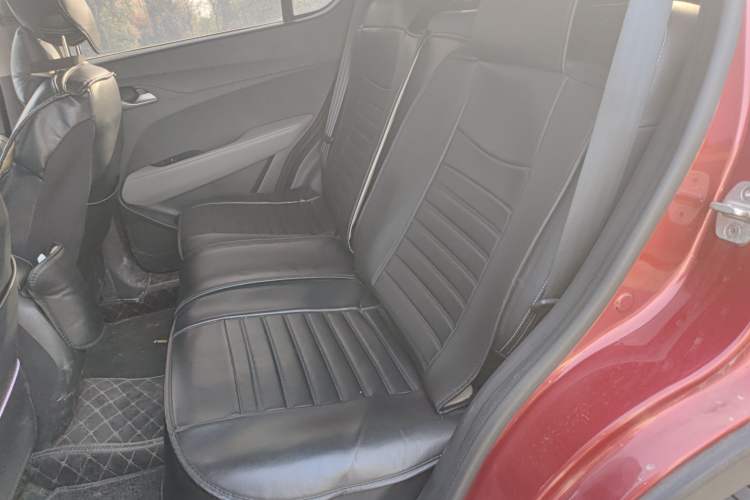 Used Baojun 510 2017 1.5L Manual Fashion Model