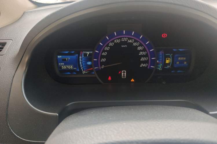 Used BYD S6 2012 2.0L Manual Luxury Version