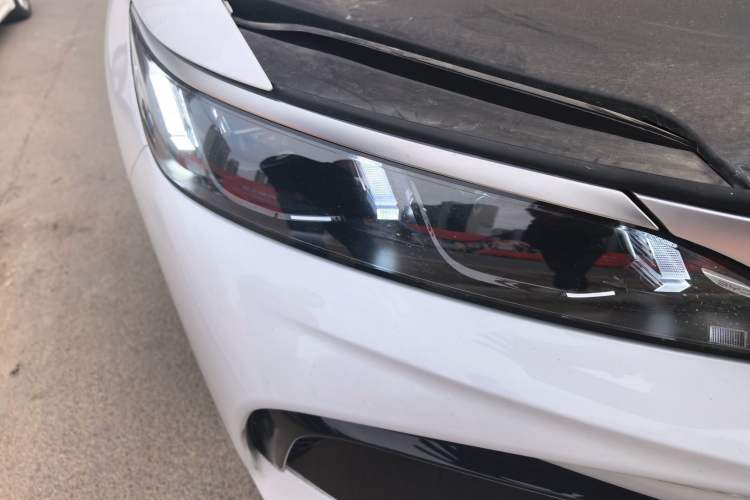 Used BYD Song Pro New Energy 2025 Second-Generation Intelligent Driving Version DM-i 115KM Superior Trim Right Front Headlight