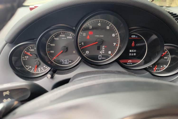 Used Porsche Cayenne 2014 Cayenne Platinum Edition 3.0T