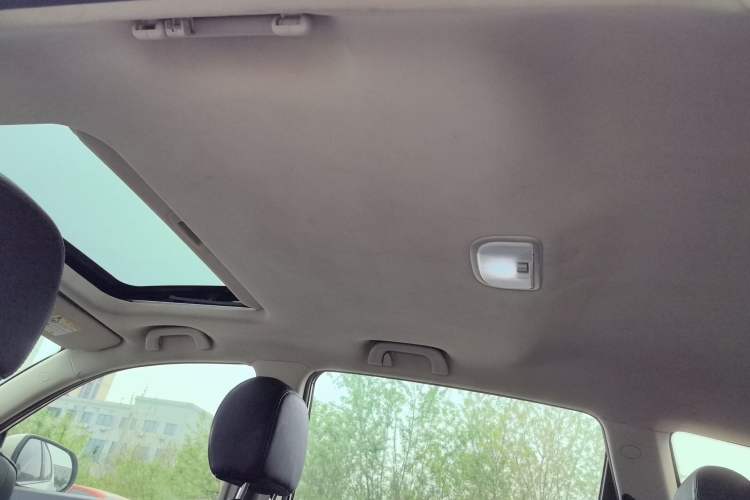 Used Geely Auto Vision X6 2018 1.4T CVT 4G Connected Luxury Version Headliner