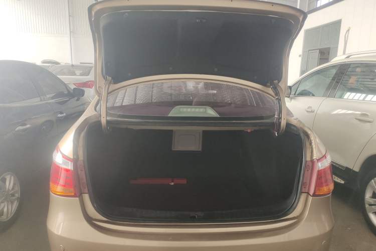 Used Dongfeng Aeolus A60 2016 1.5L Automatic Luxury Version