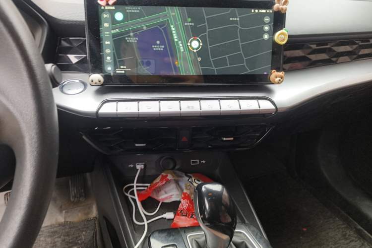 Used MG 5 2021 180 DVVT CVT Youth Luxury Edition Audio And AC Panel