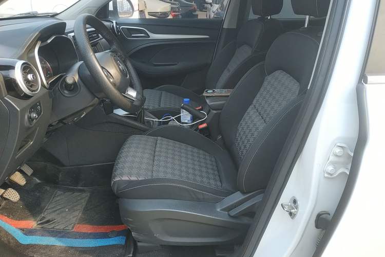 Used MG ZS 2020 Global Bestseller with 1.5L Engine Manual Transmission and a Massive 65-Inch Panoramic Sunroof Version
