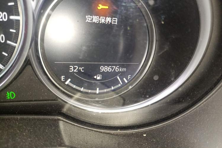 Used Mazda CX-5 2018 2.5L Automatic 4x4 i-ELOOP ZhiZun Version China VI Standard Odometer Close Up