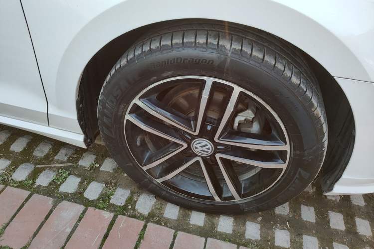 Used Volkswagen Lamando 2019 280TSI DSG Comfort Edition China VI standard
