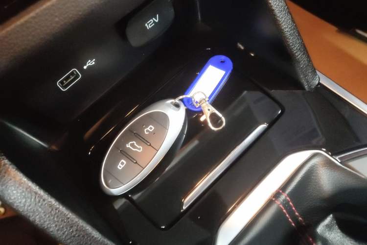 Used Bestune T33 2019 1.6L Manual Luxury Version China V
