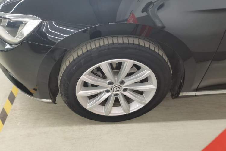 Used Volkswagen Magotan 2019 330TSI DSG Leading Edition China V Standard