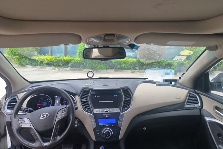 Used Hyundai Santa Fe 2013 2.4L Automatic Two-Wheel Drive Smart Version Headliner