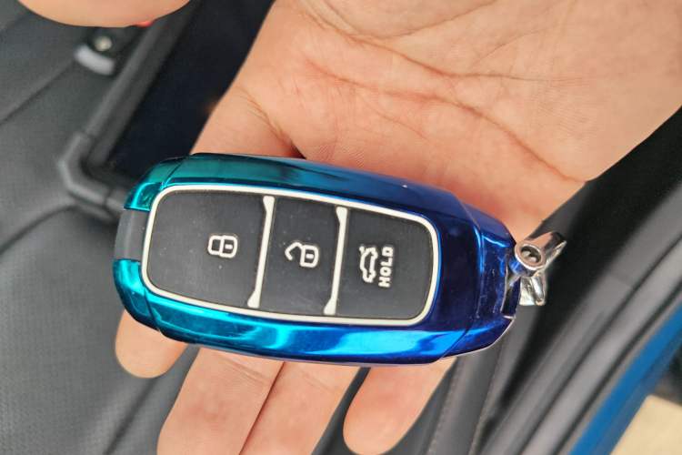 Used Hyundai Elantra 2022 1.5L CVT GLX Elite Edition Interior 1