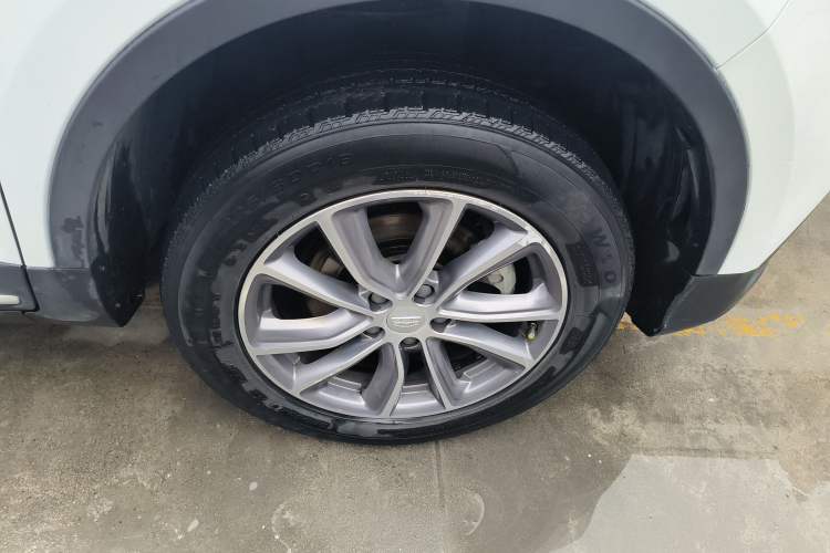 Used Geely Auto Emgrand X7 Sport 2020 1.8TD DCT Two-Wheel Drive Smart Connect 4G-Enabled Version