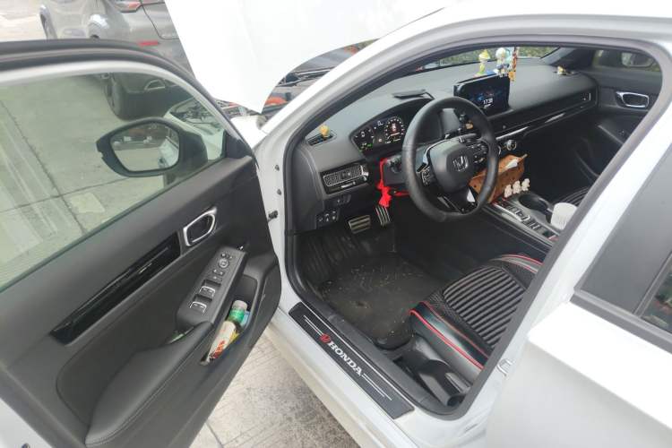 Used Honda Civic 2023 2.0L eHEV Sharp Edition