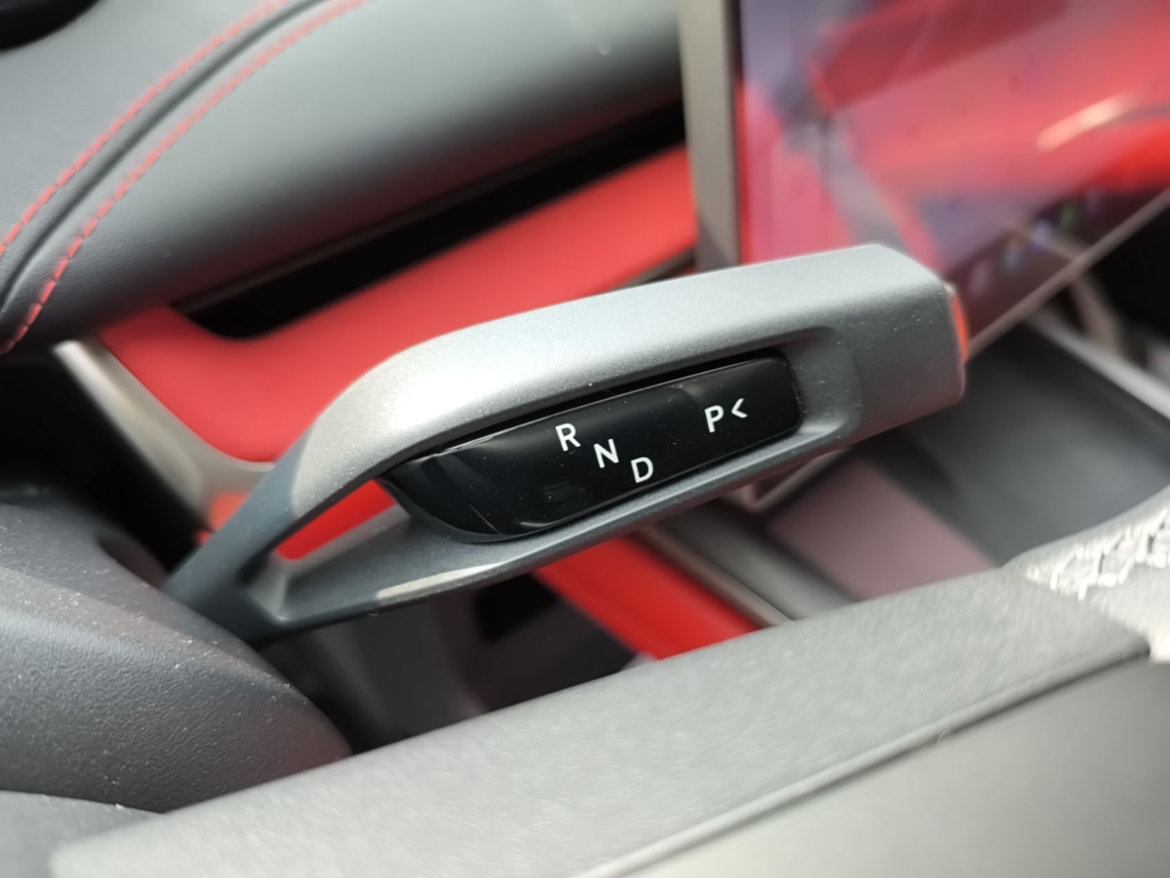 Xiaomi Auto SU7 2024 Rear-Drive Ultra-Long Range Advanced Pro-Level Intelligent Driving Version — снимка 16