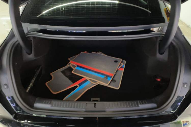 Used Lincoln Z 2022 iXiang Zunyi Edition
