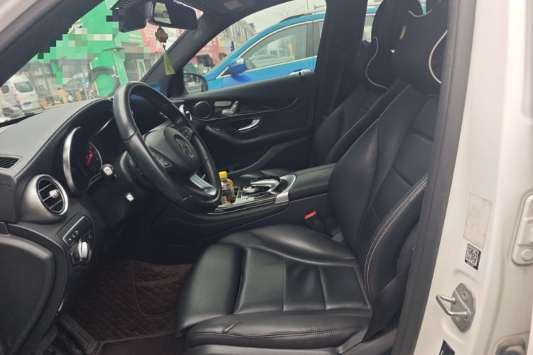 Used Mercedes-Benz GLC 2018 Facelift GLC 260 4MATIC Luxury Edition
