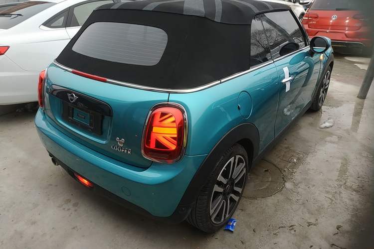 Used MINI MINI 2021 1.5T COOPER CABRIO Artist
