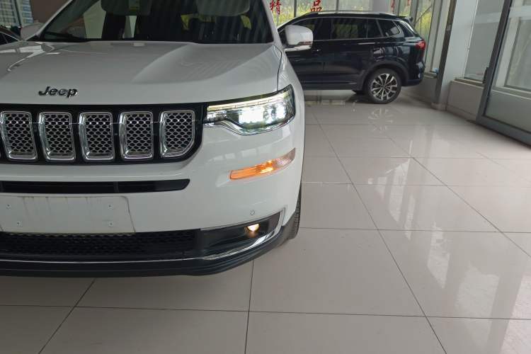 Used Jeep Grand Commander 2018 2.0T Four-Wheel Drive Enjoyment Edition China VI
