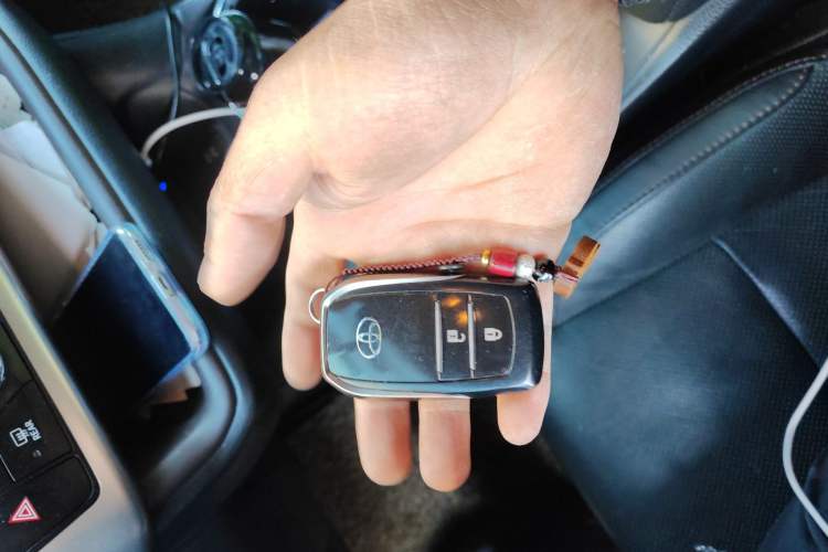 Used Toyota Highlander 2015 2.0T Four-Wheel Drive Luxury Edition 7-Seater
