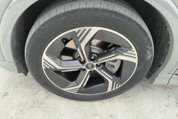 Used Audi Q4 e-tron 2023 40 e-tron Creation Edition Midnight