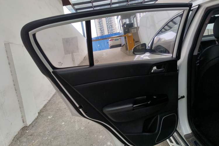 Used Kia KX5 2017 1.6T Automatic Two-Wheel Drive 15th Anniversary Special Edition DLX