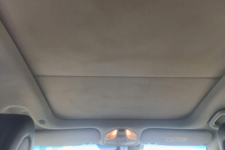 Used Hyundai Santa Fe 2013 2.4L Automatic Two-Wheel Drive Smart Version