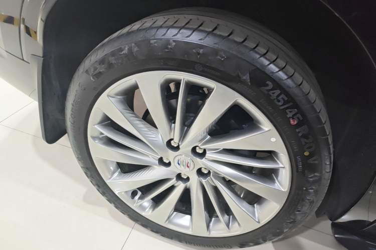 Used Buick Envision 2024 Encore Plus AWD Avenir
