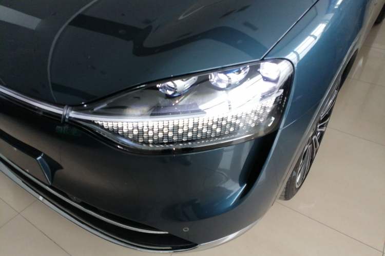 Used Hima AITO M9 2024 Range-Extended Max Edition 42 kWh 6-Seater Version Left Front Headlight