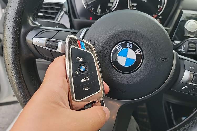 Used BMW 1 Series 2022 120i M Sport Night Edition Interior 1