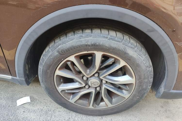 Used Baojun 730 2017 1.5T DCT Flagship Model 7 Seats China V Emission Standard Right Front Wheel Hub