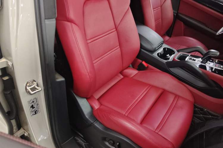 Used Porsche Cayenne 2019 Cayenne 3.0T Right Front Seat