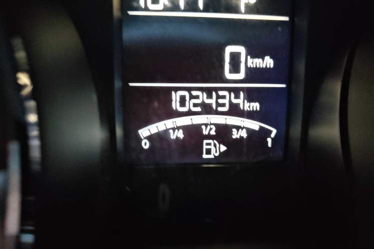 Used Volkswagen C-TREK 2017 230TSI DSG Comfort Version
