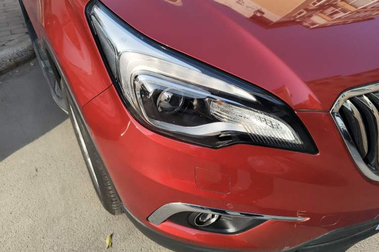 Used Buick Envision 2017 20T Two-Wheel Drive Luxury Model
