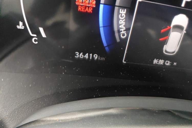 Used Lexus RX 2023 500h Four-Wheel Drive F SPORT Performance Odometer Close Up