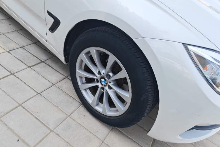Used BMW 3 Series GT 2014 320i Leading Model
