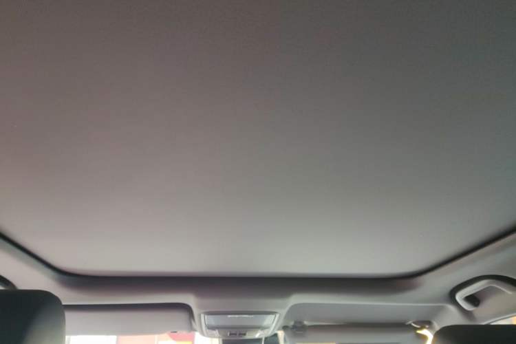 Used Honda UR-V 2017 370TURBO Four-Wheel Drive Prestige Edition China V Headliner