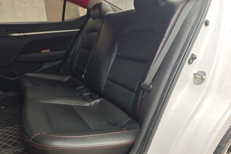 Used Hyundai Elantra (6th Generation / Lingdong) 2016 1.6L Automatic ZhiXuan – Elite Version
