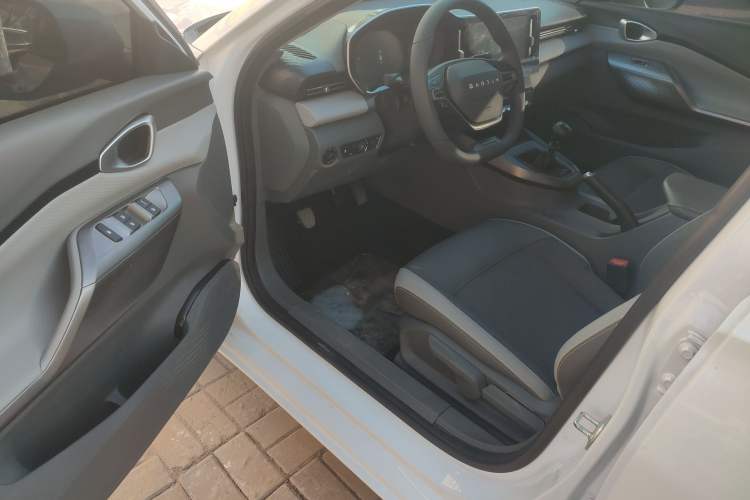 Used Baojun RC-5 2020 1.5L Manual Smart Luxury Edition
