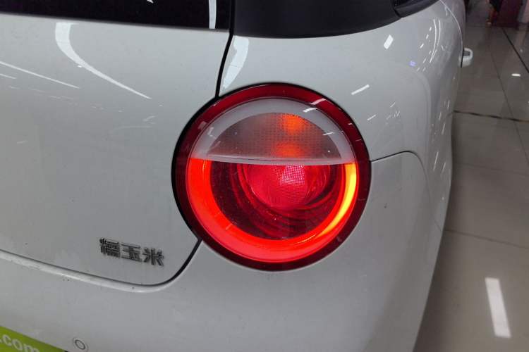 Used CHANGAN NEVO Lumin 2025 205 km Xiangqin Version Exterior 3