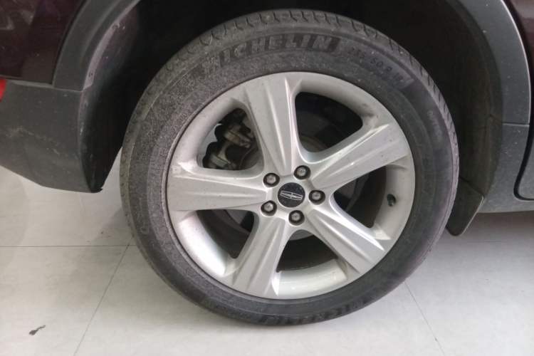 Used Lincoln MKC 2017 2.0T Two-Wheel Drive Deluxe Edition