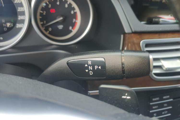 Used Mercedes-Benz E-Class 2015 E 200 L