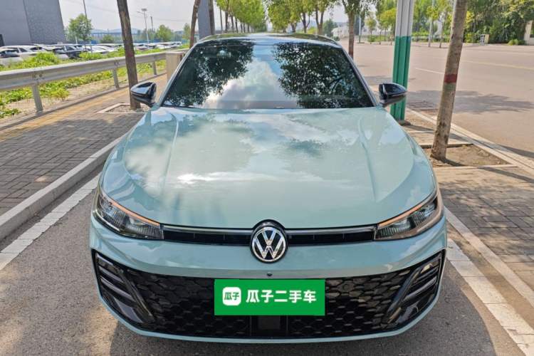 Used Volkswagen Passat 2025 Pro 380TSI Starry Dragon Luxury Edition