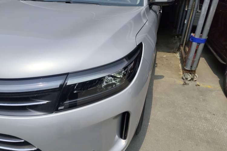 Used Hima AITO M7 2024 1.5T Rear-Drive Plus Version 5 Seats Left Front Headlight